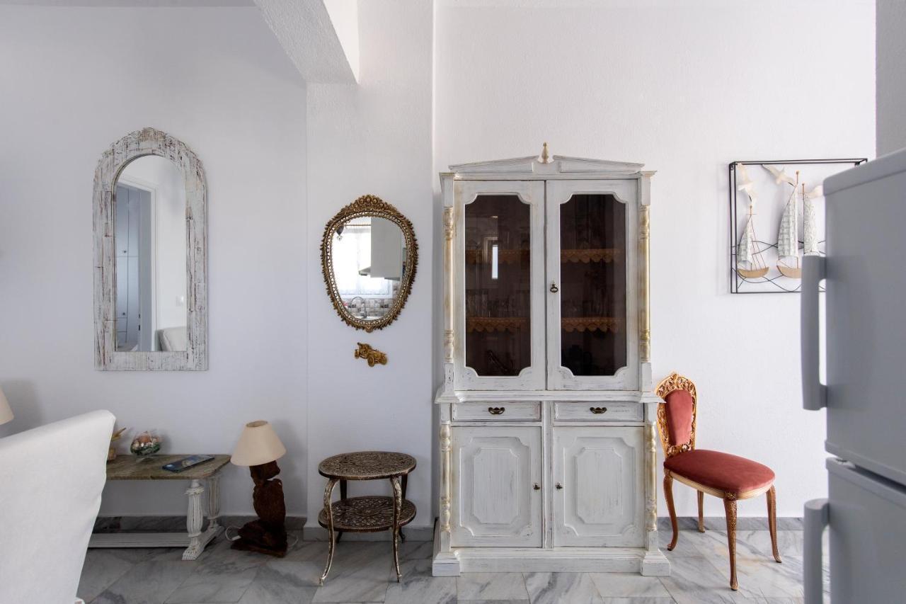 Ricos Two Bedroom House - Naoussa Paros Exterior photo