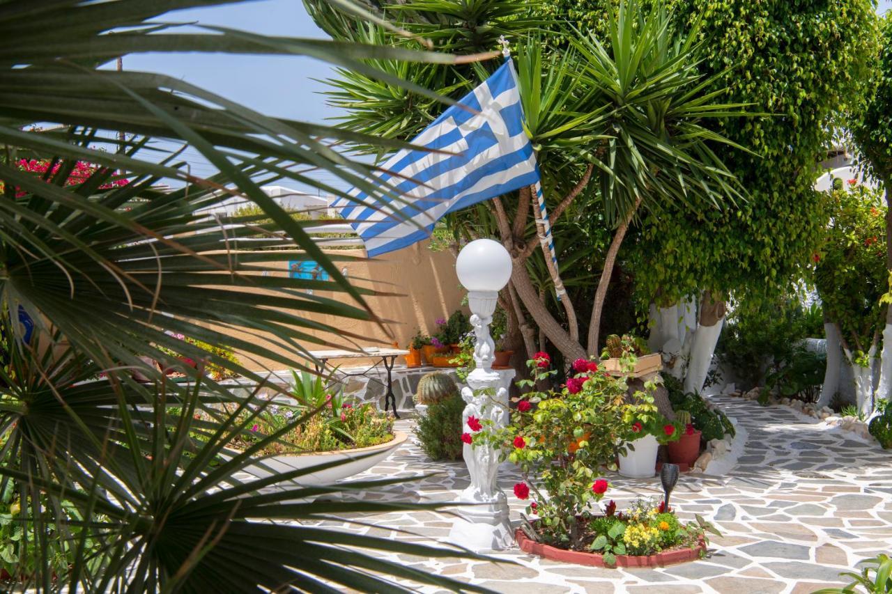 Ricos Two Bedroom House - Naoussa Paros Exterior photo