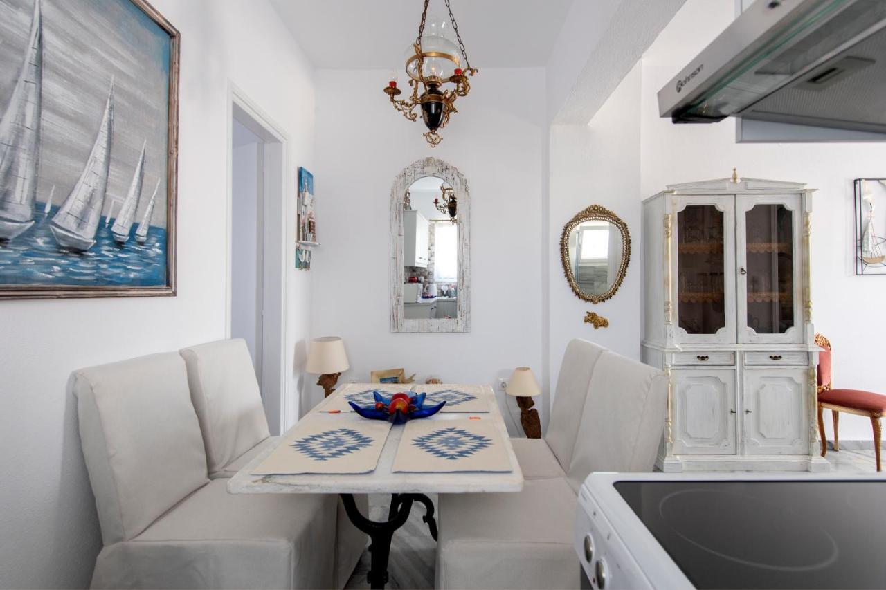 Ricos Two Bedroom House - Naoussa Paros Exterior photo